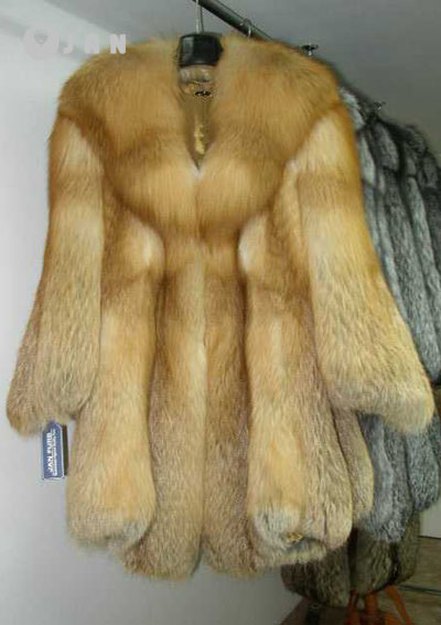 Koža z prírodnej kožušiny, líšky, norky a činčily 15