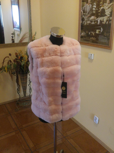 Koža z prírodnej kožušiny, líšky, norky a činčily 30