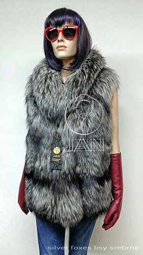 Kožušinová vesta zo striebornej líšky